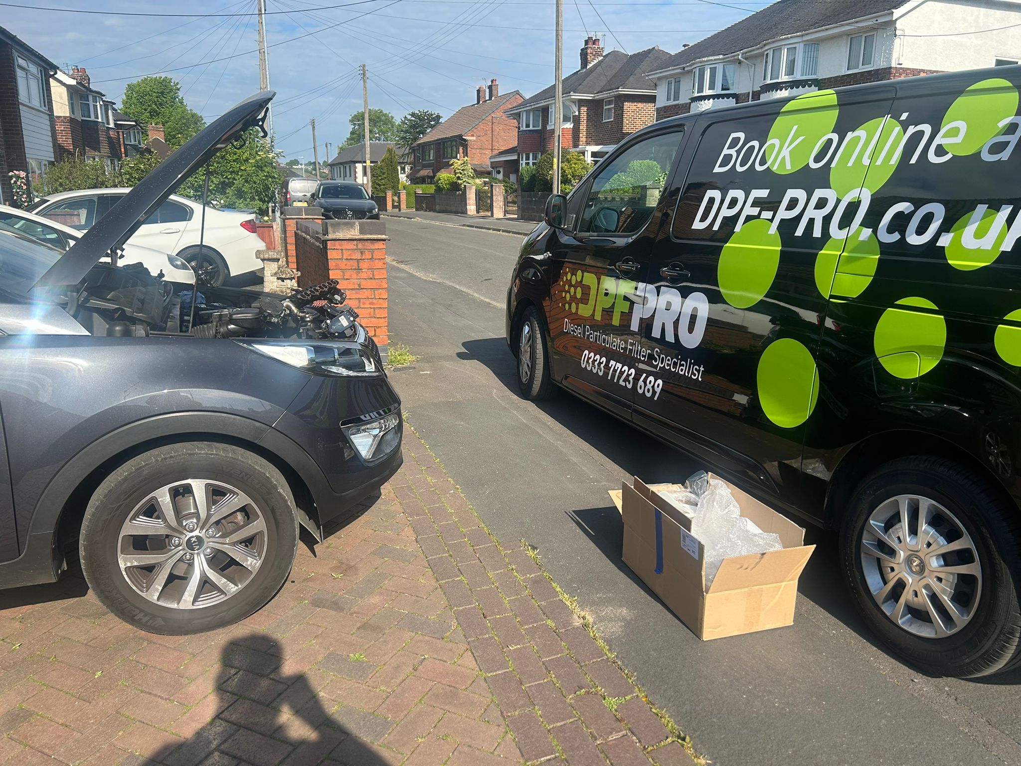 Mobile DPF Cleaning Service in Birmingham- DPF-PRO technician at customers home address.
